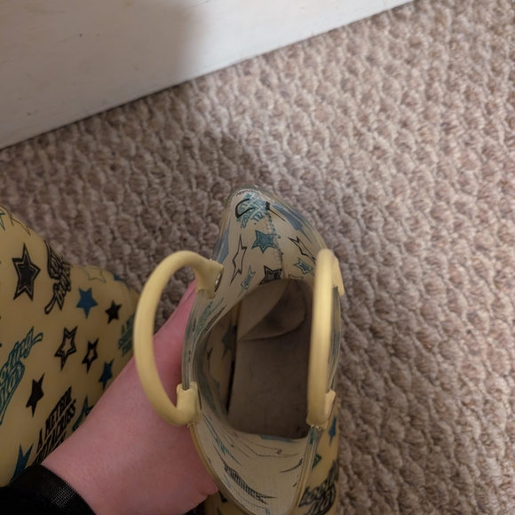 Kids Yellow Star Print Rain Boots - Picture 5 of 6